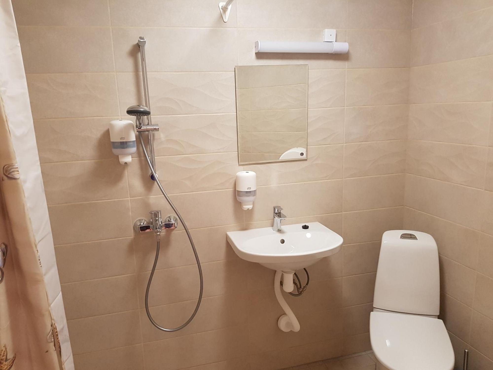 Risti Kodumajutus Apartman Lemsi Kültér fotó