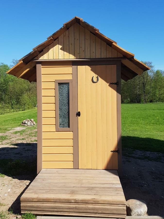 Risti Kodumajutus Apartman Lemsi Kültér fotó